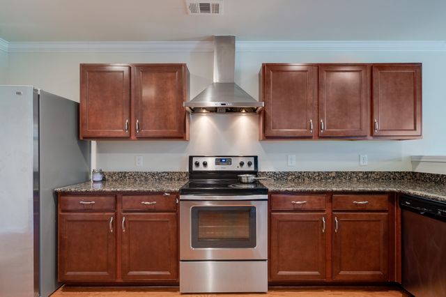 1001 Benwick Rd, Hendersonville, TN 37075