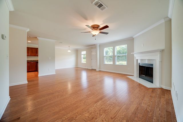 1001 Benwick Rd, Hendersonville, TN 37075