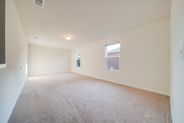 1001 Benwick Rd, Hendersonville, TN 37075
