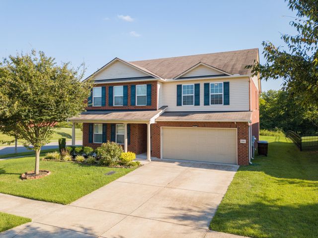 1001 Benwick Rd, Hendersonville, TN 37075