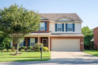 1001 Benwick Rd, Hendersonville, TN 37075