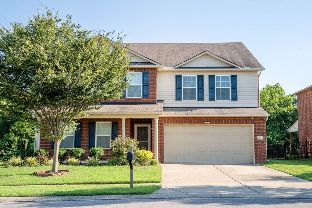 1001 Benwick Rd, Hendersonville, TN 37075