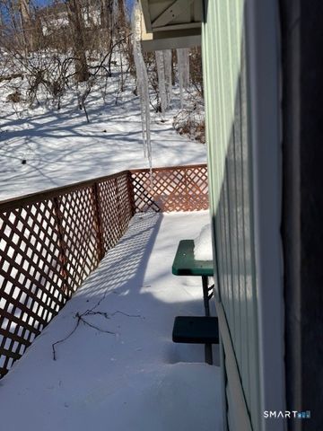 33 Monroe Street, Shelton, CT 06484