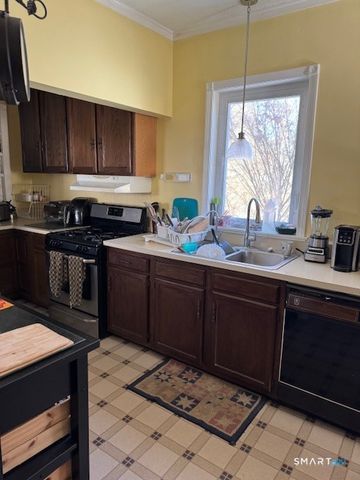 33 Monroe Street, Shelton, CT 06484