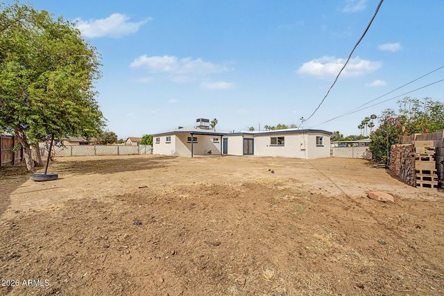 2719 W ECHO Lane, Phoenix, AZ 85051