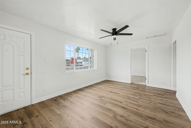 2719 W ECHO Lane, Phoenix, AZ 85051