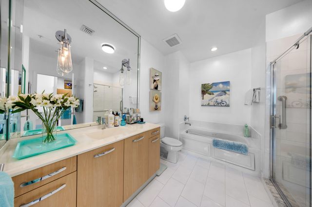 313 NE 2nd Street 602, Fort Lauderdale, FL 33301