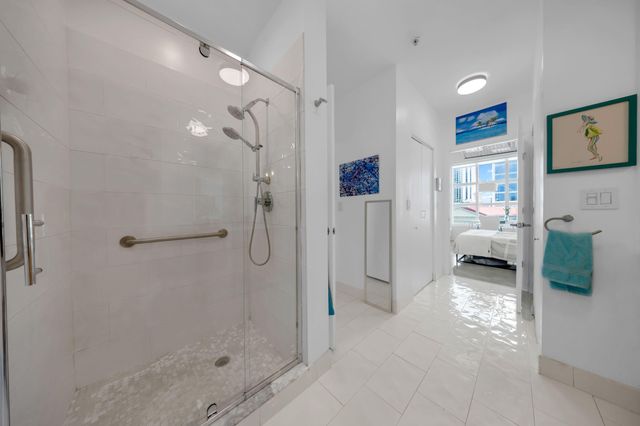 313 NE 2nd Street 602, Fort Lauderdale, FL 33301