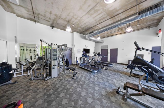 313 NE 2nd Street 602, Fort Lauderdale, FL 33301