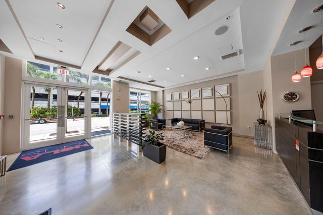 313 NE 2nd Street 602, Fort Lauderdale, FL 33301