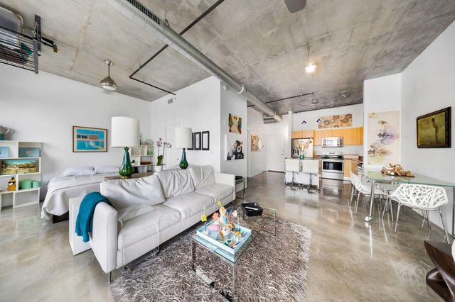 313 NE 2nd Street 602, Fort Lauderdale, FL 33301