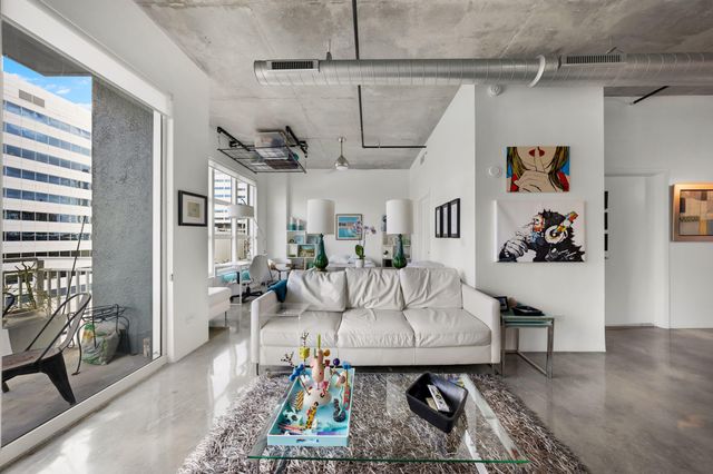 313 NE 2nd Street 602, Fort Lauderdale, FL 33301
