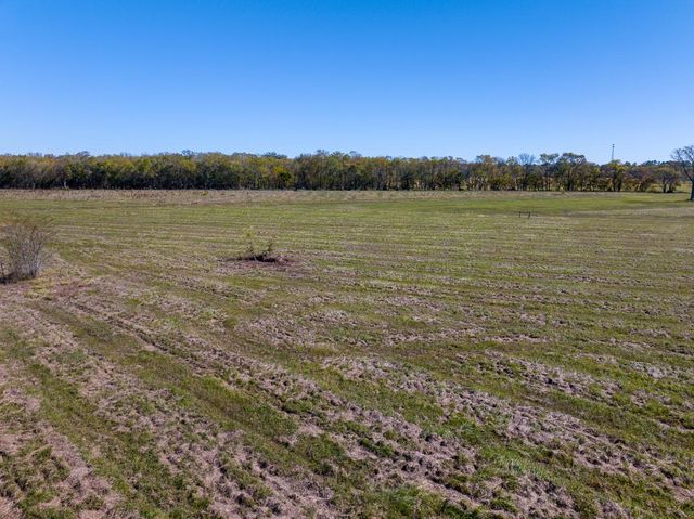 555 County Road 2089, Hardin, TX 77575