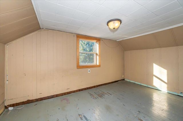 505 Catlin Avenue, Superior, WI 54880