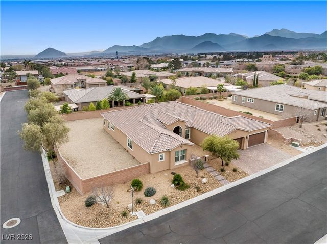 9729 Rock Partridge Court, Las Vegas, NV 89149