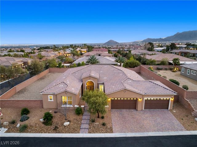 9729 Rock Partridge Court, Las Vegas, NV 89149