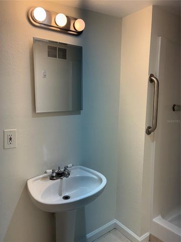 6905 S TRASK ST, Tampa, FL 33616