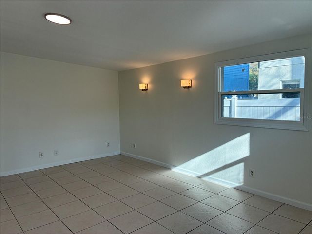 6905 S TRASK ST, Tampa, FL 33616