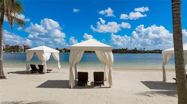 17897 Modena RD, Miromar Lakes, FL 33913