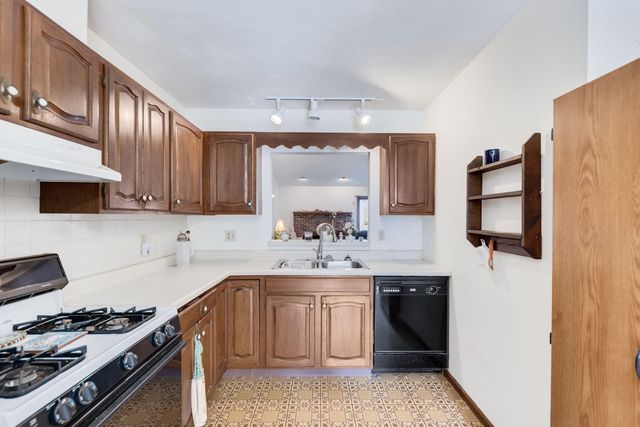 2212 Bayview Drive, Michigan City, IN 46360