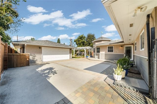 178 N Monterey Road, Orange, CA 92866