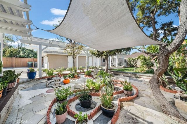178 N Monterey Road, Orange, CA 92866