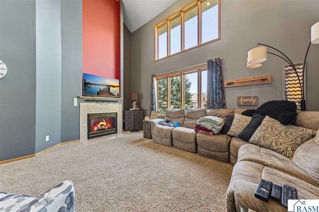 1526 Castle Drive, North Mankato, MN 56003