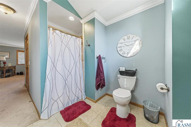 1526 Castle Drive, North Mankato, MN 56003