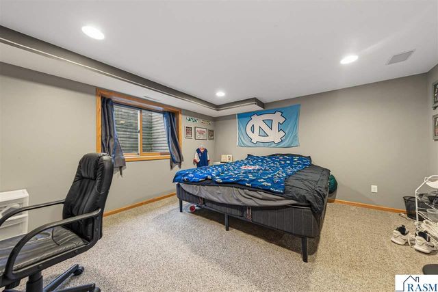 1526 Castle Drive, North Mankato, MN 56003