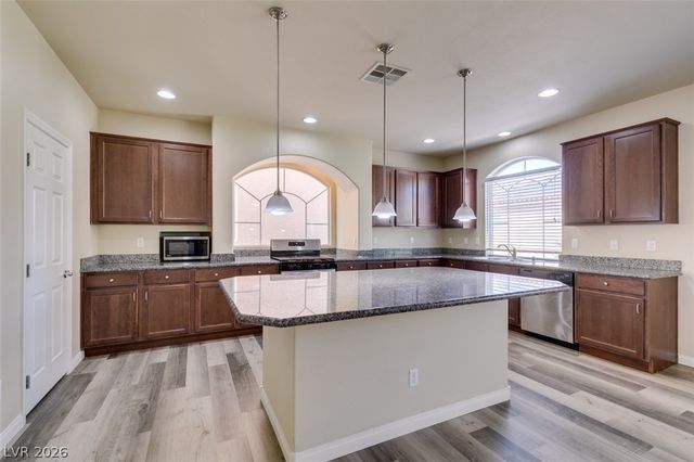 6386 Tomahawk Mill Court, Las Vegas, NV 89139