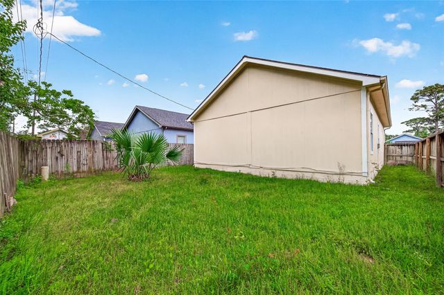 11918 Greensbrook Forest Drive, Houston, TX 77044