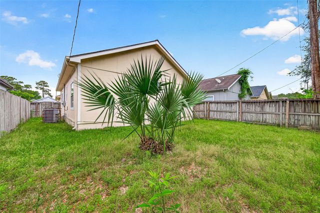 11918 Greensbrook Forest Drive, Houston, TX 77044