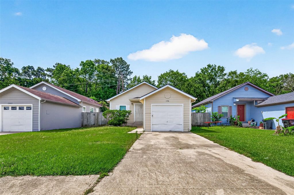 11918 Greensbrook Forest Drive, Houston, TX 77044