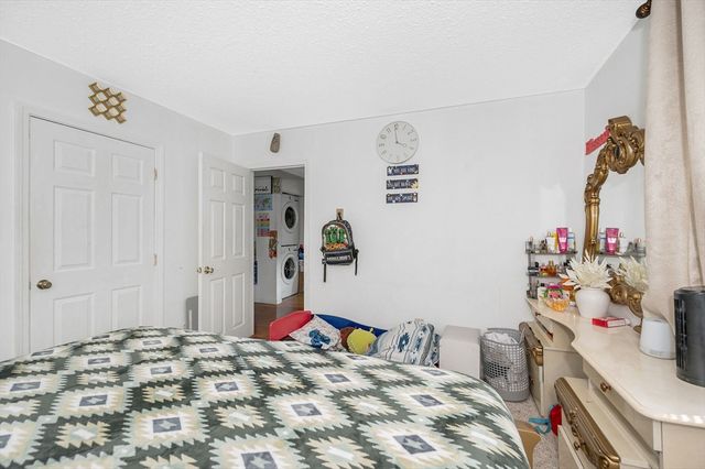 30 Abbey Rd 202, Leominster, MA 01453