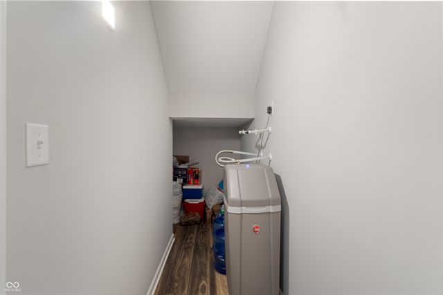 6926 Wheatley Road, Whitestown, IN 46075