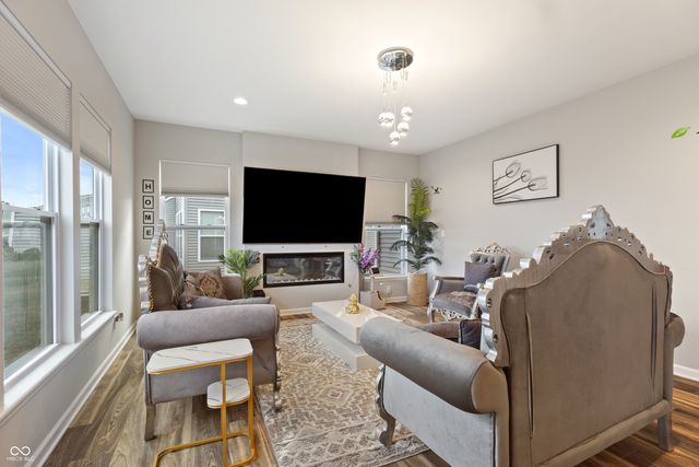 6926 Wheatley Road, Whitestown, IN 46075