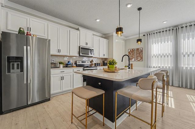 5975 TIMBERDALE AVENUE, Wesley Chapel, FL 33545