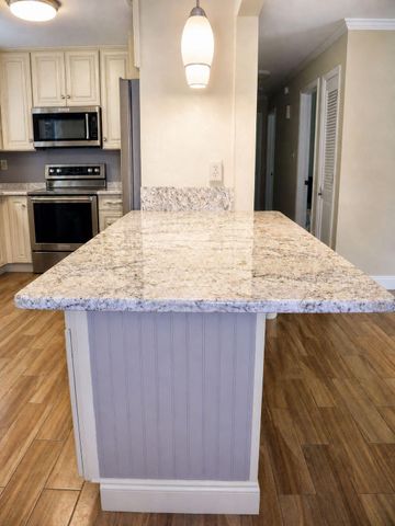 103 NE Oregon Drive, Fort Walton Beach, FL 32548
