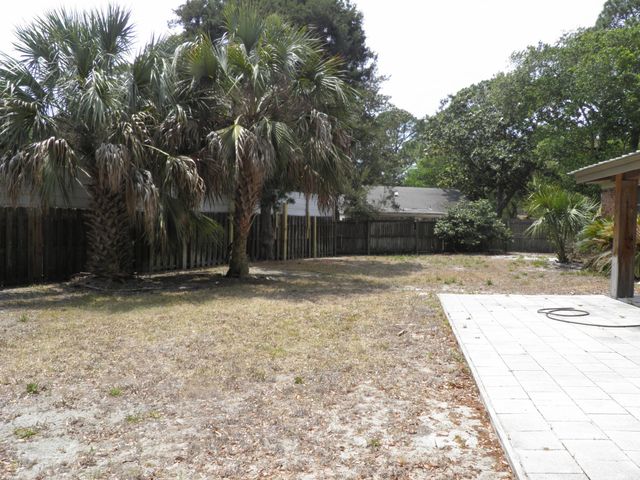 103 NE Oregon Drive, Fort Walton Beach, FL 32548