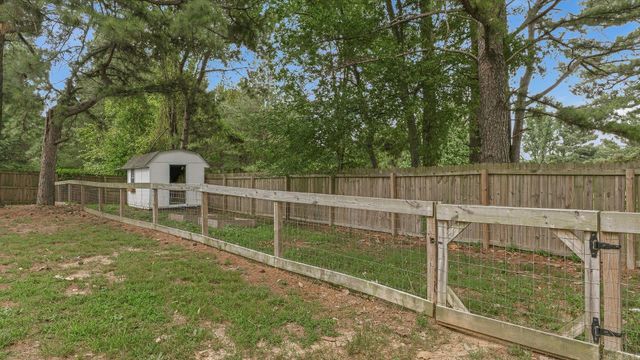 2340 County Road 762, Brookland, AR 72417