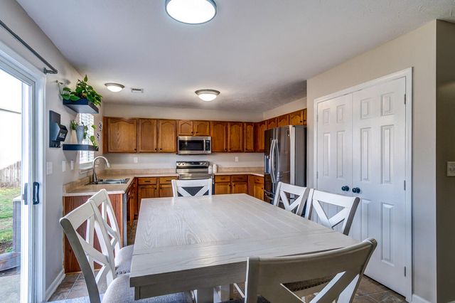 911 Cobble Drive, Richmond, KY 40475