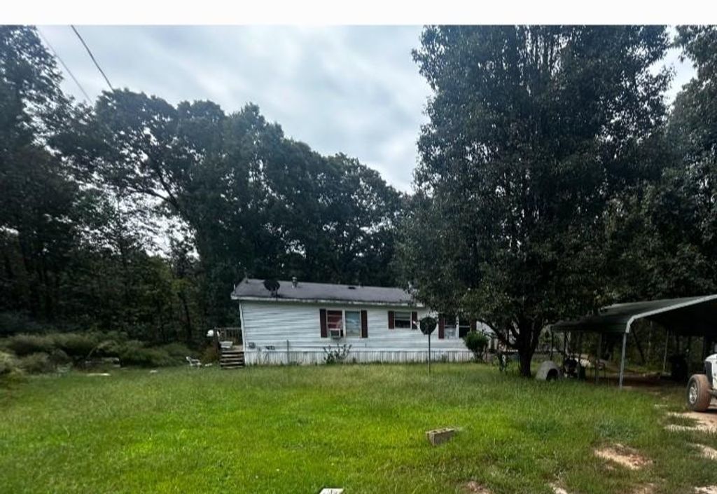 125 Lewis Crump Road, Carnesville, GA 30521