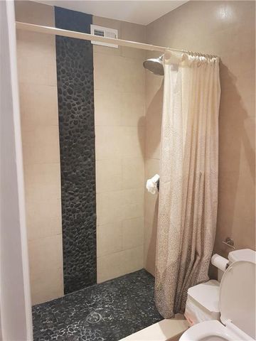 2210 Taylor Street 207, Hollywood, FL 33020