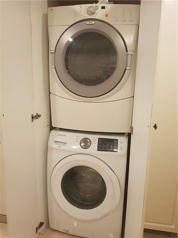 2210 Taylor Street 207, Hollywood, FL 33020