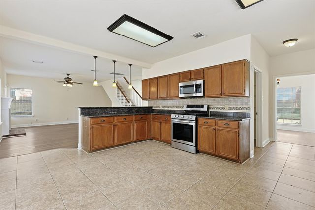 9414 Calwood Circle, Spring, TX 77379