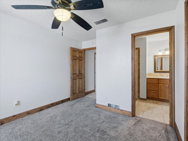 4036 N Cornelia Avenue, Fresno, CA 93722
