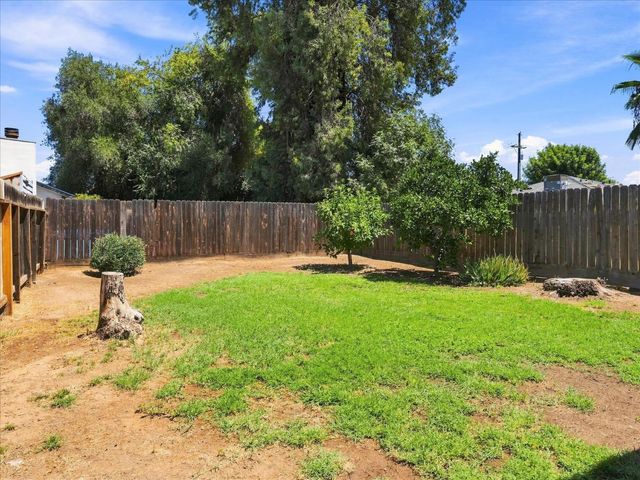 4036 N Cornelia Avenue, Fresno, CA 93722