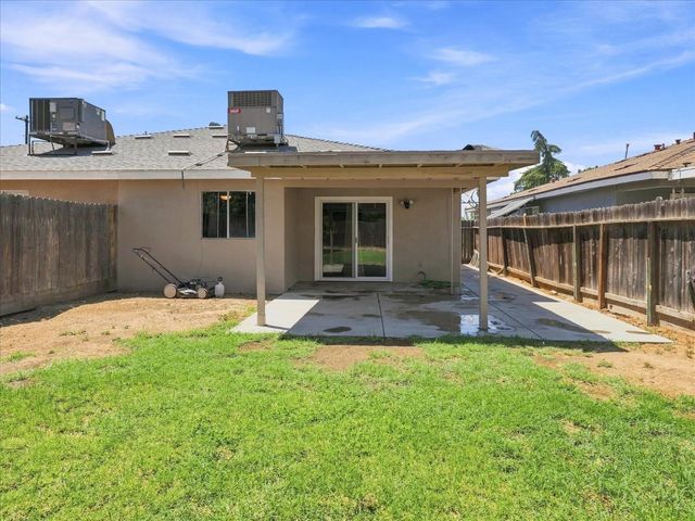 4036 N Cornelia Avenue, Fresno, CA 93722