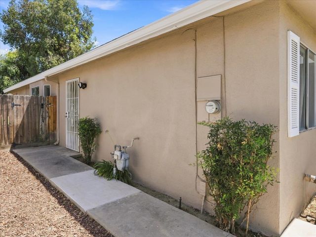 4036 N Cornelia Avenue, Fresno, CA 93722