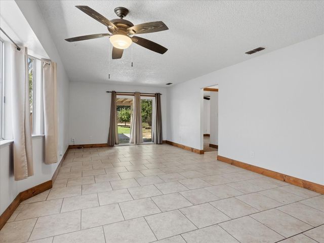 4036 N Cornelia Avenue, Fresno, CA 93722